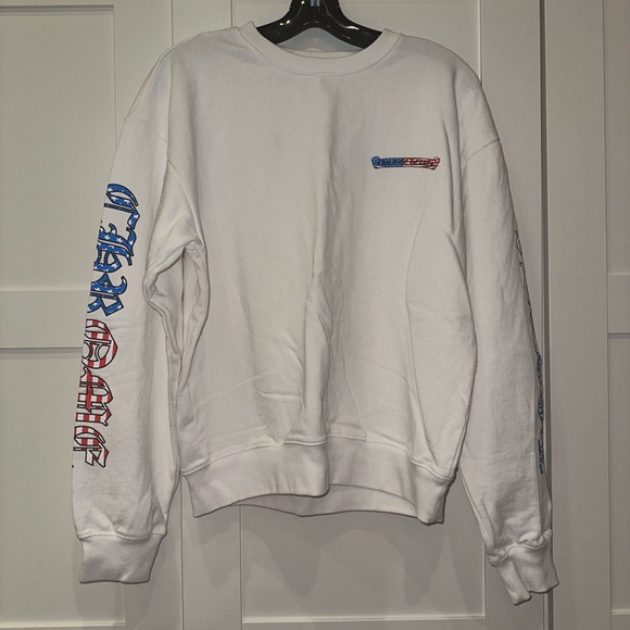 USA Flag Hearts Sweater main image 1
